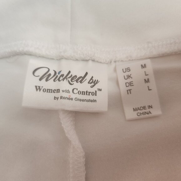 Wicked White Skort with Pockets Size Medium - Picture 5 of 11